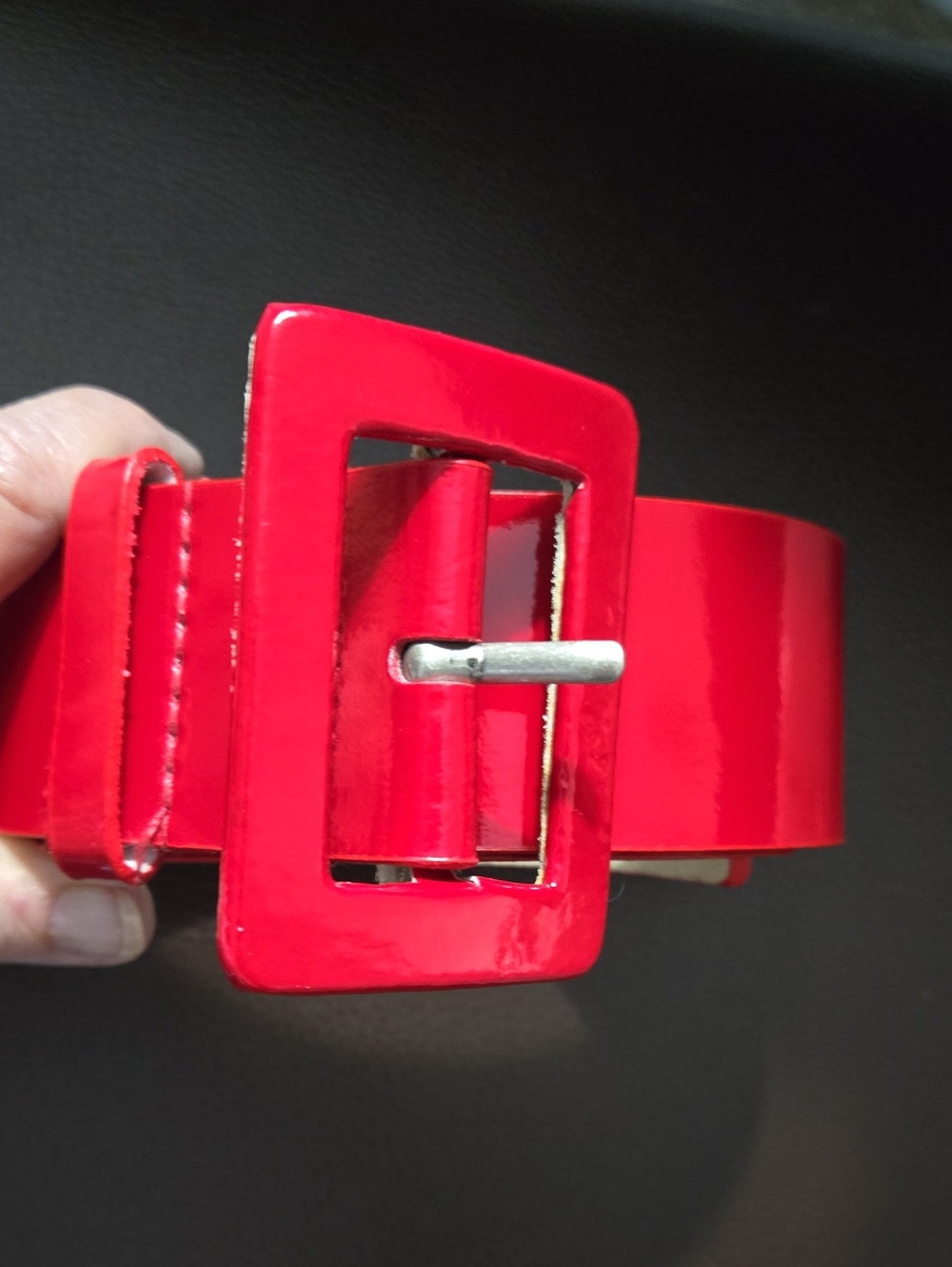 Nine West Shiny Red Patent Wide Buckle Belt, Small